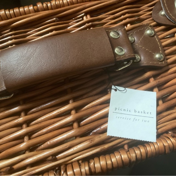 Pier 1 Imports Wicker Picnic Basket - Picture 2 of 8